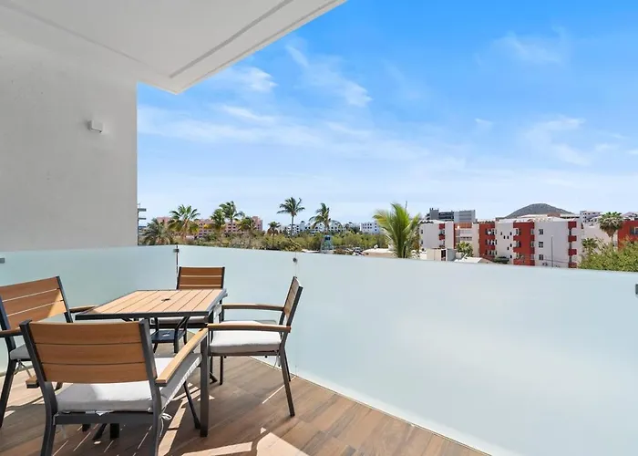 Great Location 3br Walk To & Downtown Apartment Cabo San Lucas